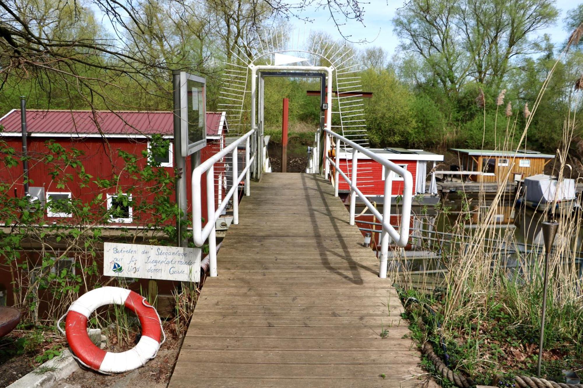 Hausboot Stoeckte Villa Winsen  ภายนอก รูปภาพ