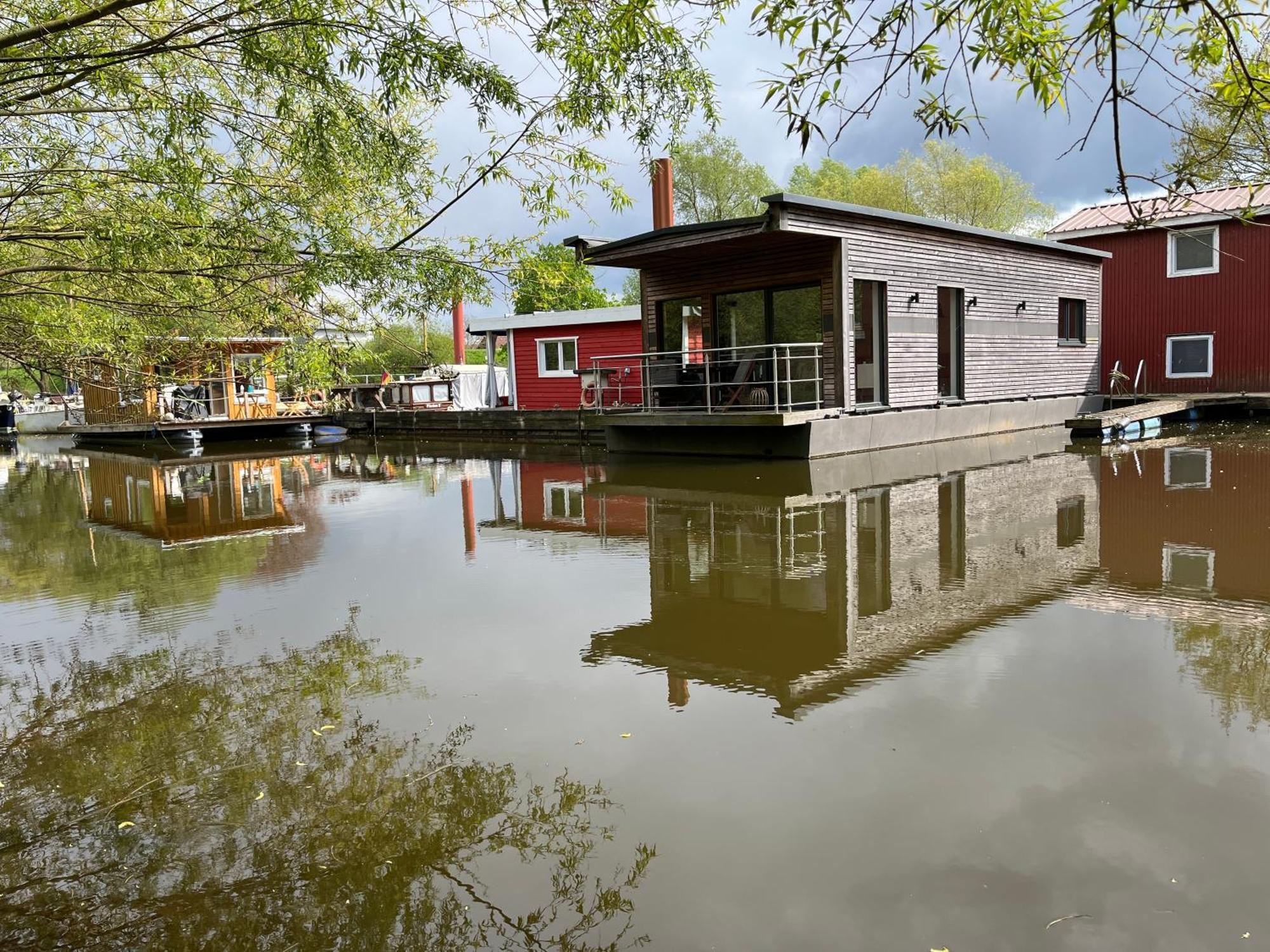 Hausboot Stoeckte Villa Winsen  ภายนอก รูปภาพ